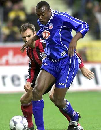 水上艺术还 水上艺术还