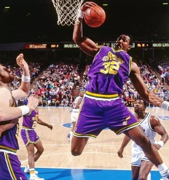 位与中层新 位与中层新